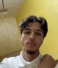 Встретьте Мужчинa : ömer, 27 лет до Турция  İstanbul 